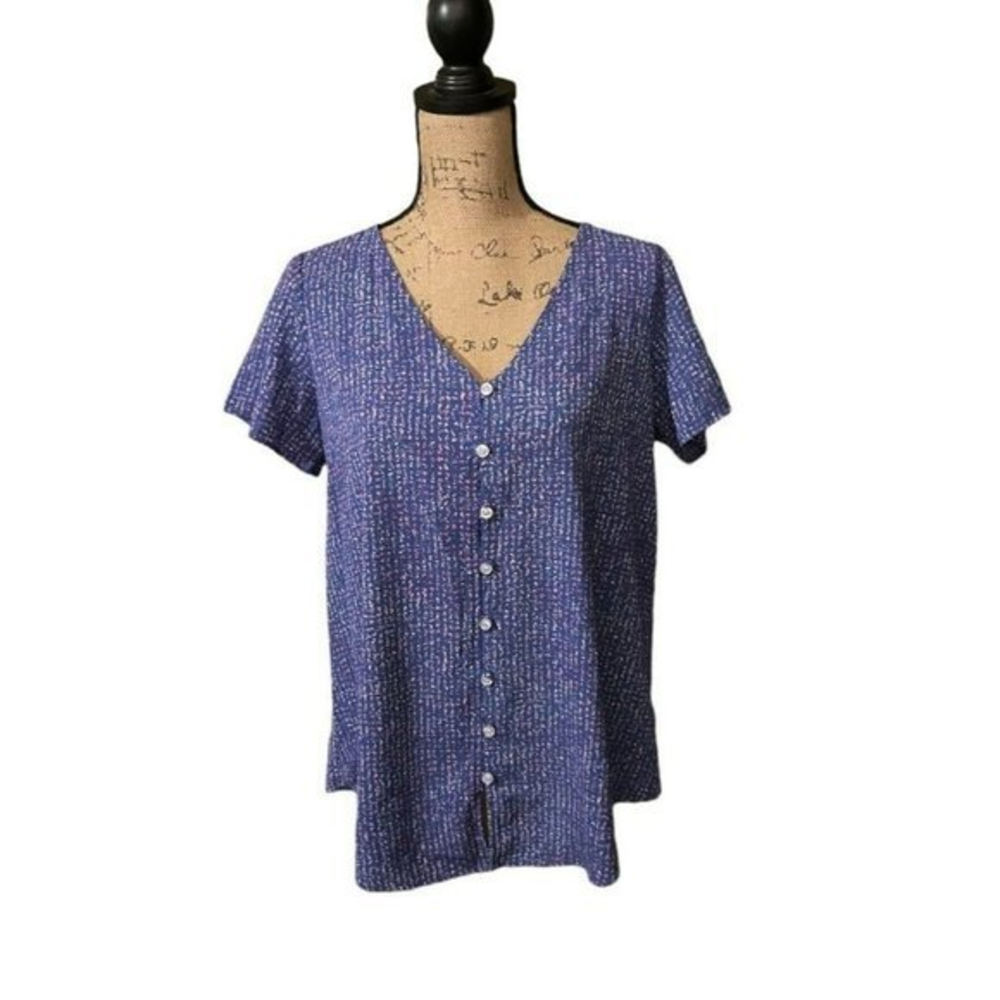LuLaRoe Shannah V Neck Button Down‎ Shirt